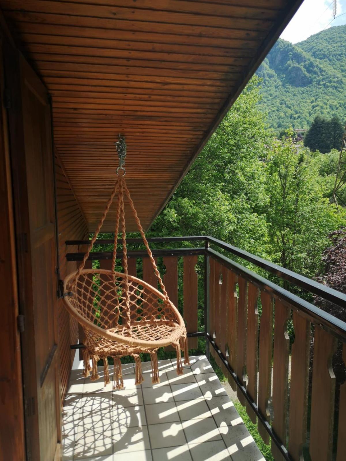 Feel Like Home - Vista Montagna, Vicino Lago Di Como Maggio Room photo